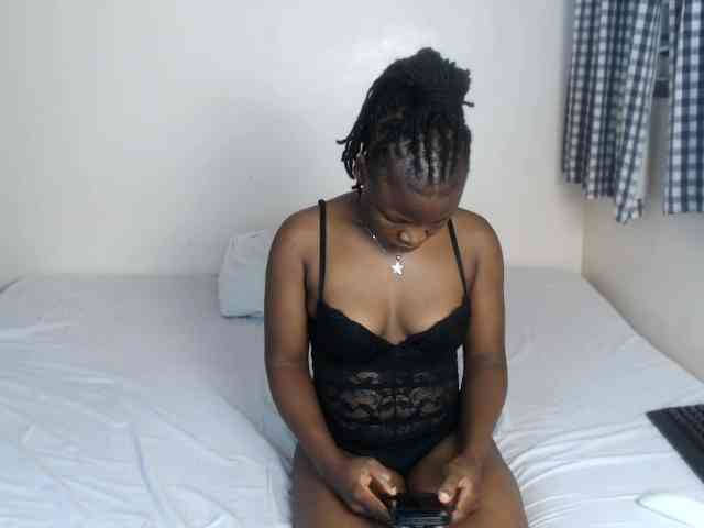 Crystalxebony webcam