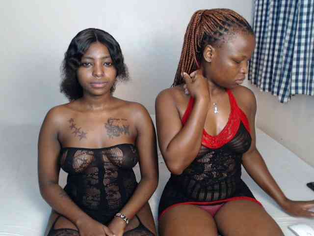 Crystalxebony webcam