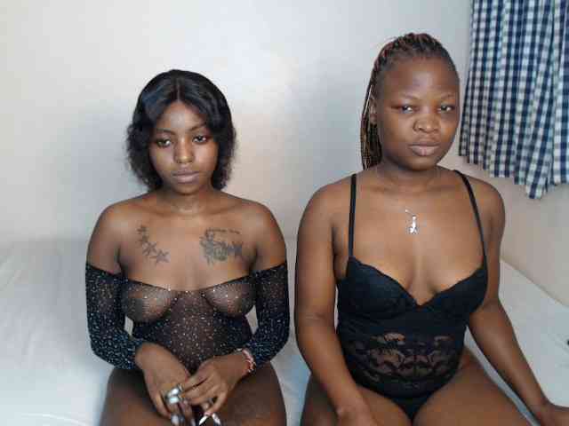Crystalxebony webcam