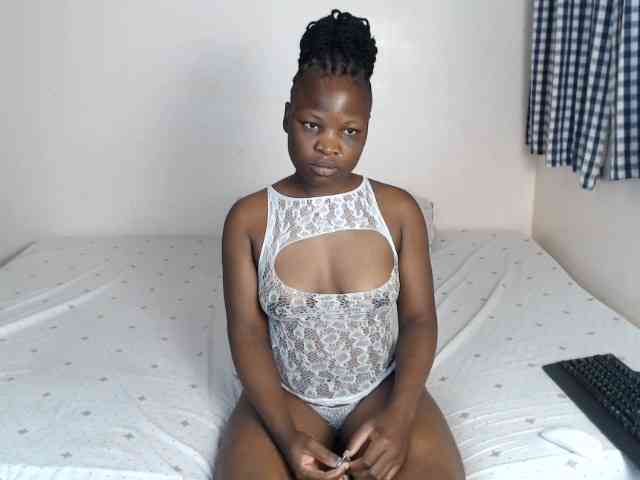 Crystalxebony webcam