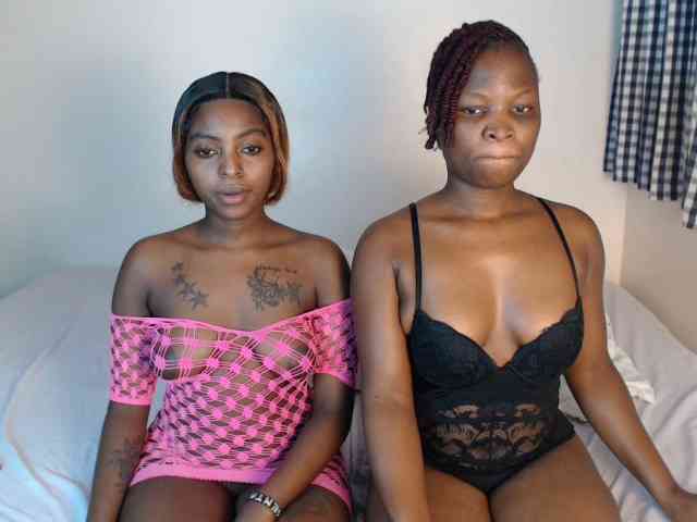 Crystalxebony webcam