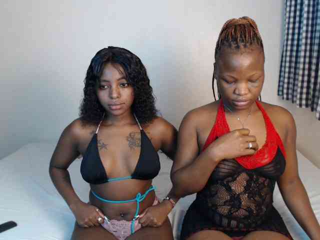 Crystalxebony webcam