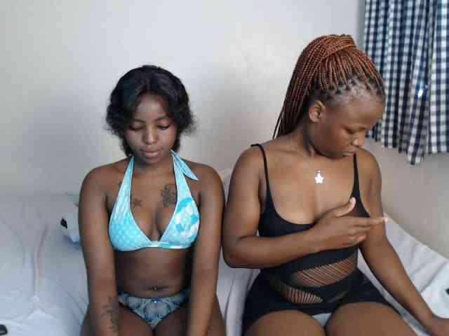 Crystalxebony webcam