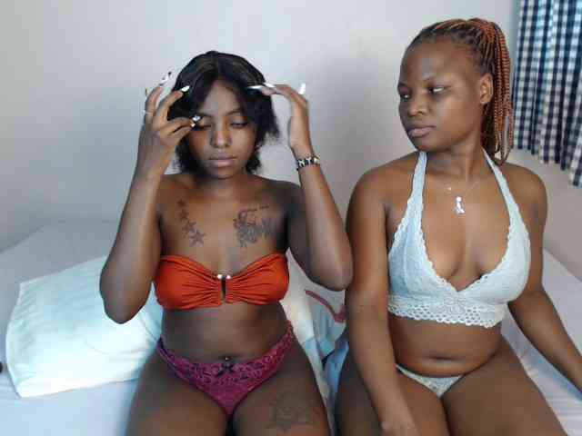 Crystalxebony webcam