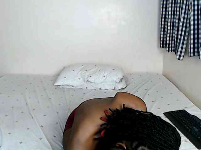 Crystalxebony webcam