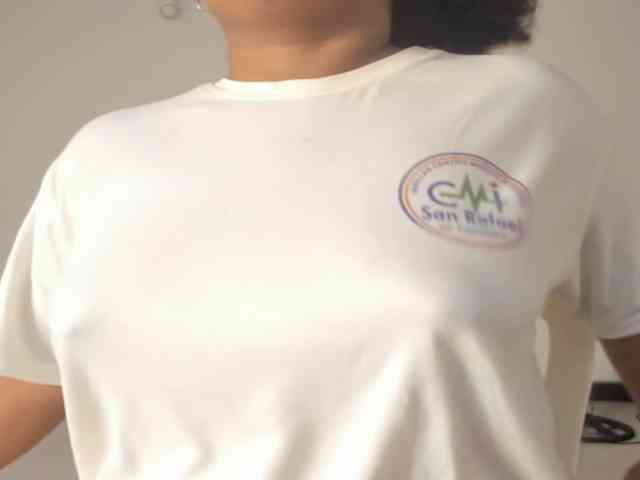 CarolinnaGomez webcam