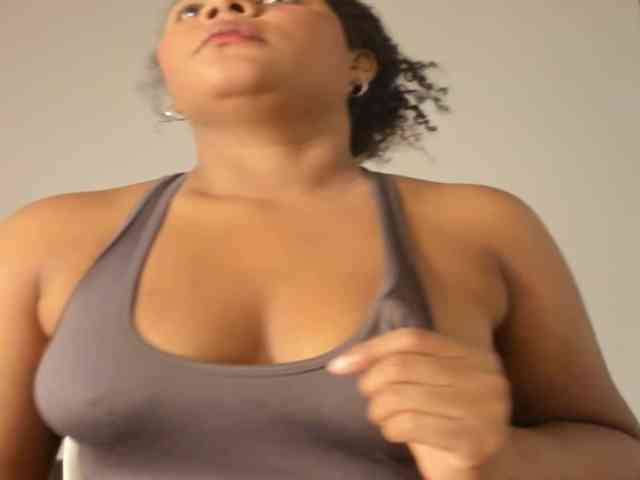 CarolinnaGomez webcam