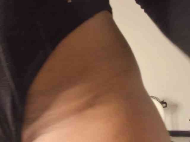 CarolinnaGomez webcam