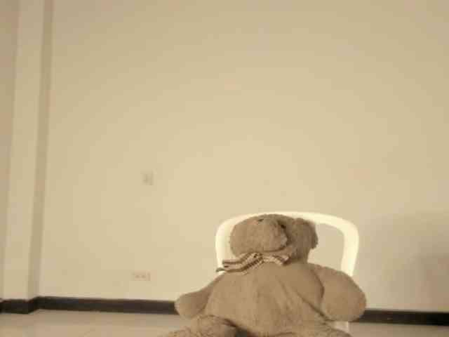 CarolinnaGomez webcam