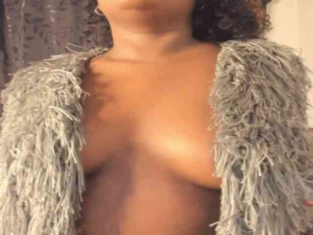 CarolinnaGomez webcam