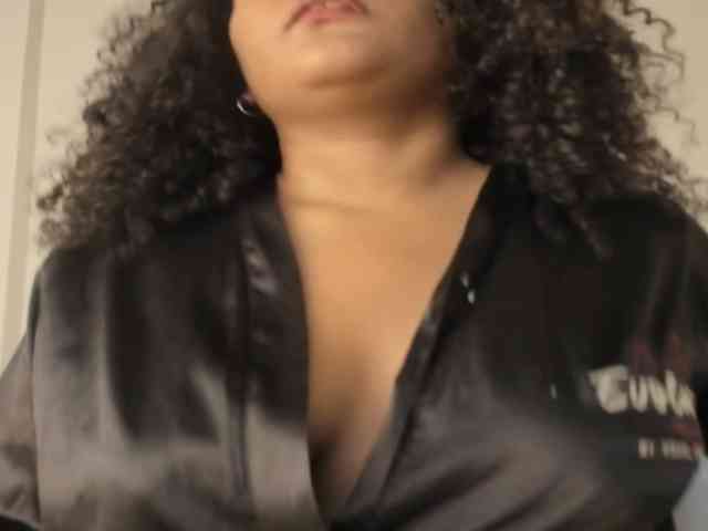CarolinnaGomez webcam
