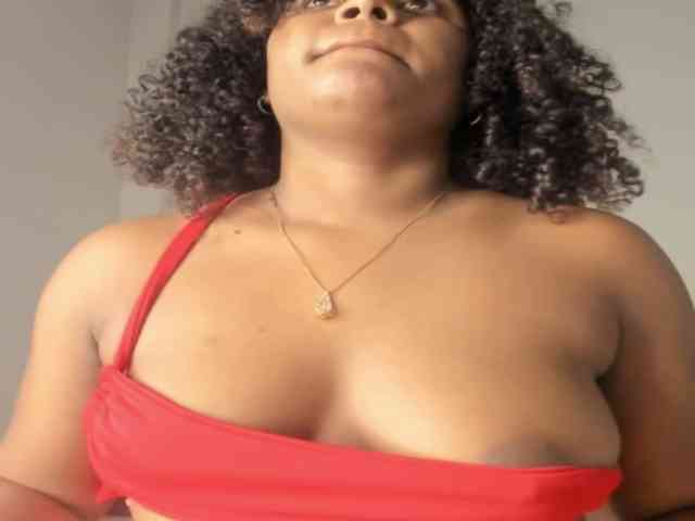 CarolinnaGomez webcam