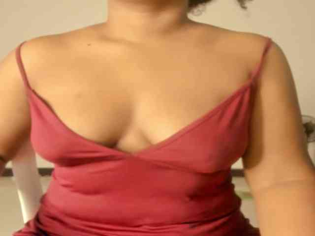 CarolinnaGomez webcam