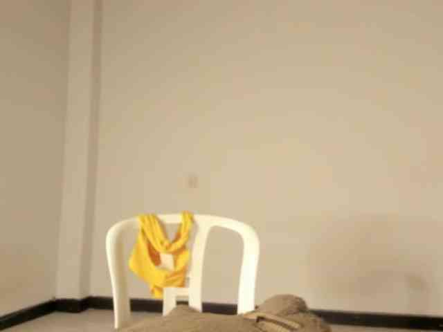 CarolinnaGomez webcam