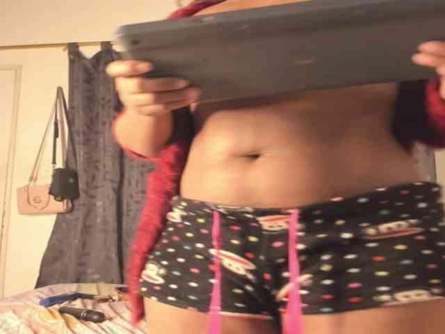 CarolinnaGomez webcam