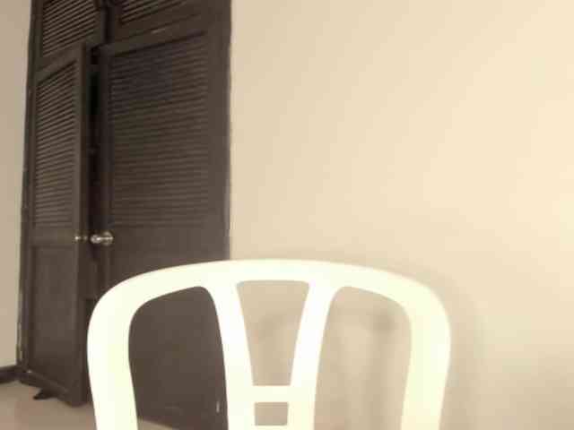 CarolinnaGomez webcam