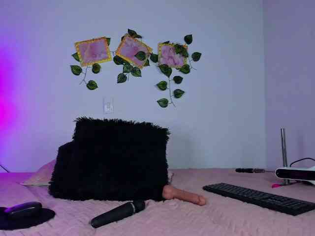 Evelinmiller97 webcam