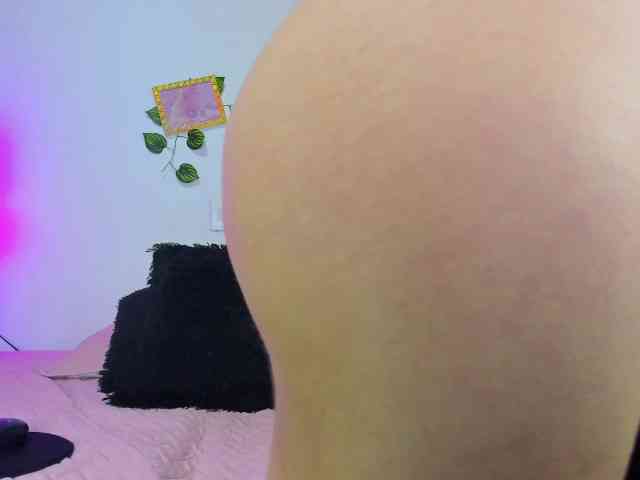 Evelinmiller97 webcam