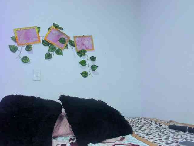 Evelinmiller97 webcam
