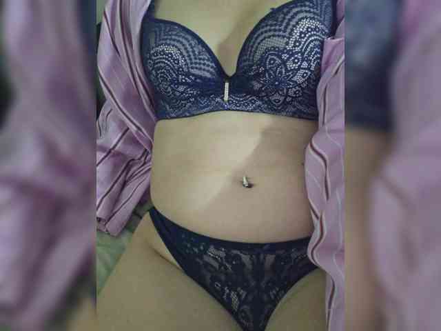 Angela03a webcam