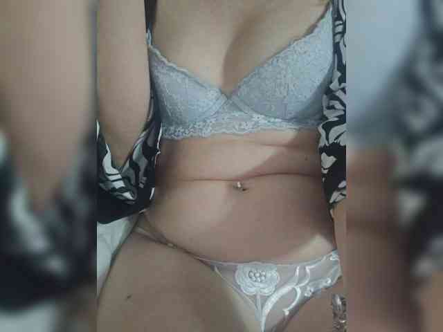 Angela03a webcam