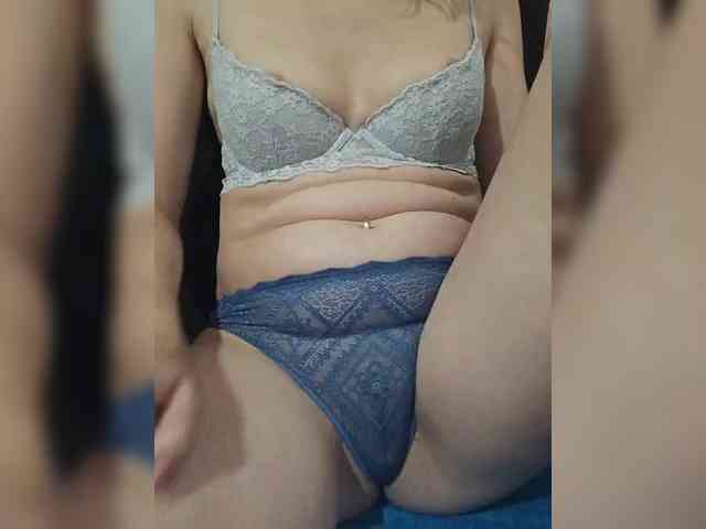 Angela03a webcam
