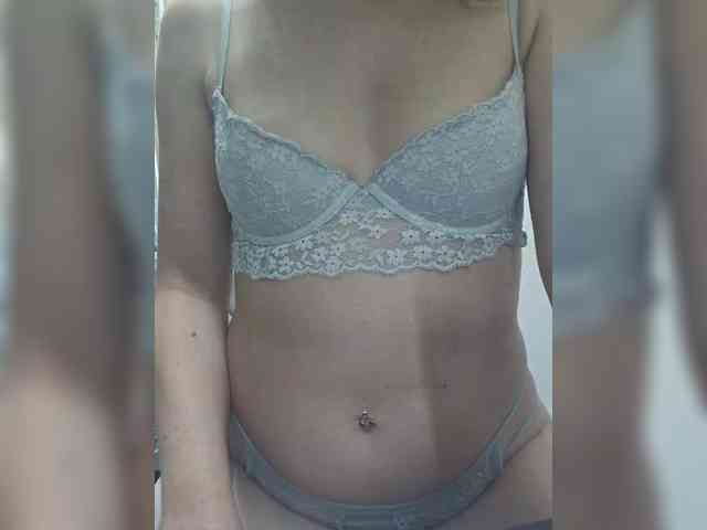 Angela03a webcam