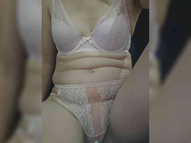 Angela03a webcam