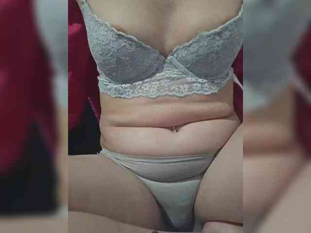 Angela03a webcam