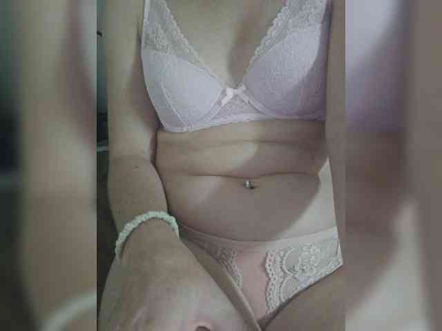 Angela03a webcam