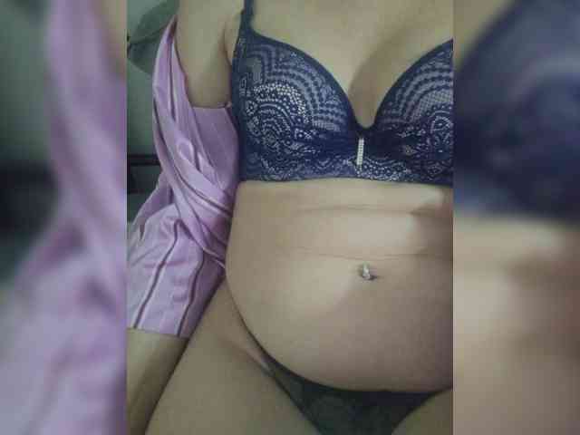 Angela03a webcam