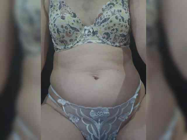 Angela03a webcam