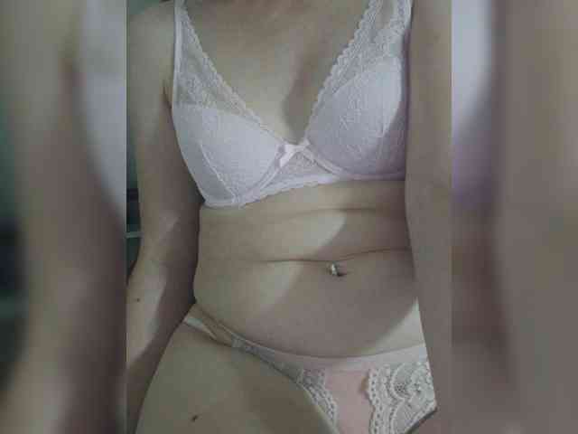Angela03a webcam