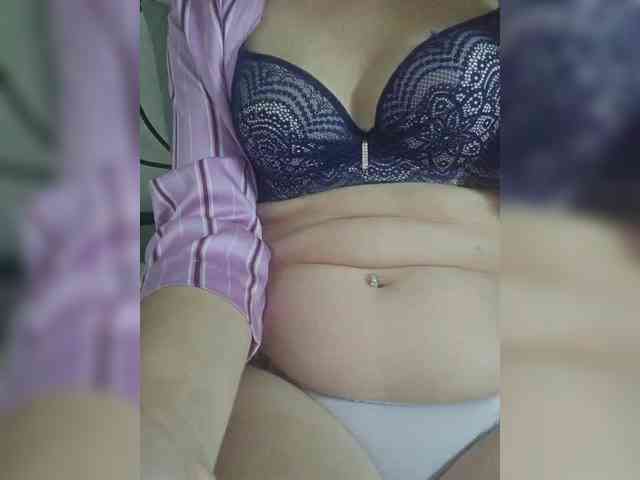 Angela03a webcam