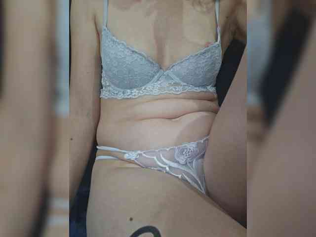 naughty chatroom Angela03a