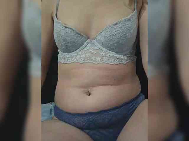 Angela03a webcam