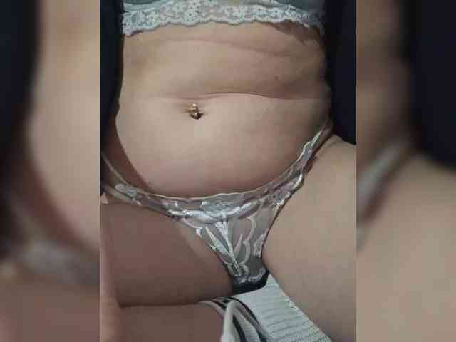 Angela03a webcam