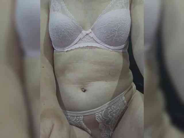 Angela03a webcam