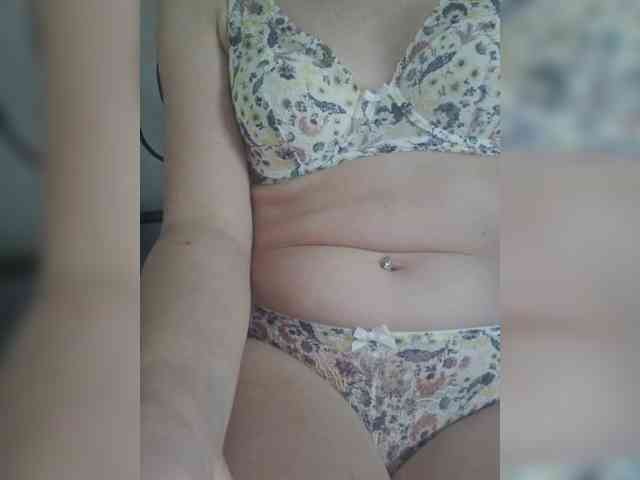 Angela03a webcam