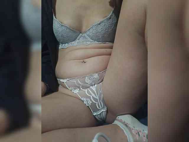 Angela03a webcam