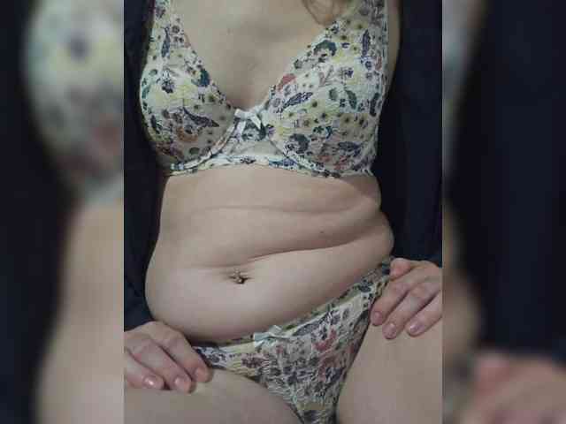 Angela03a webcam