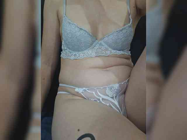 naughty chatroom Angela03a