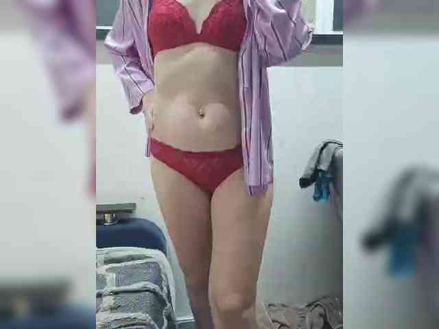 Angela03a webcam