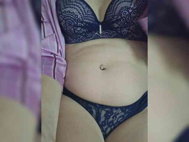 Angela03a webcam