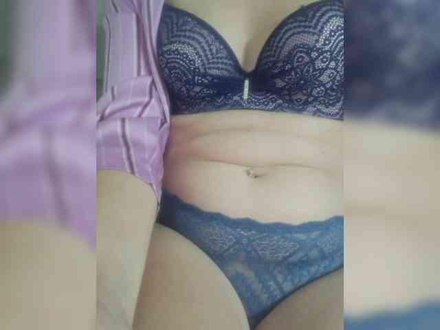 Angela03a webcam