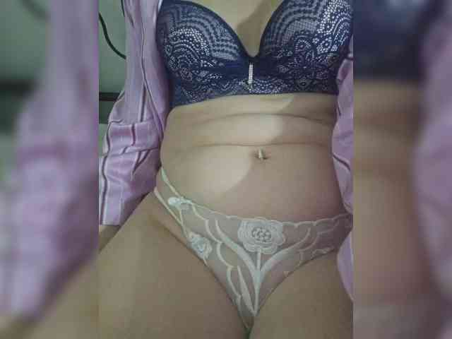 Angela03a webcam