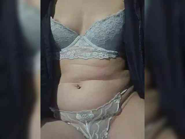 Angela03a webcam