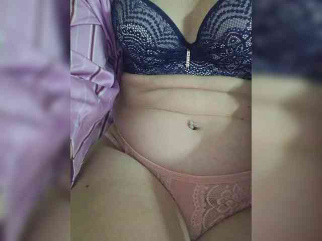 Angela03a webcam