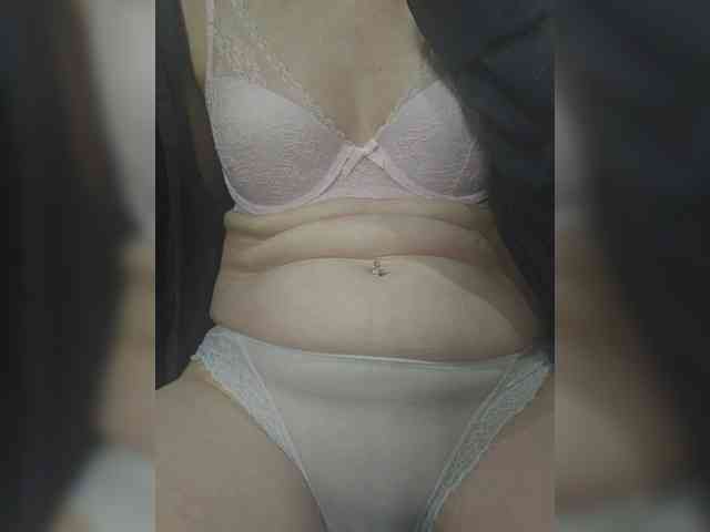 Angela03a webcam