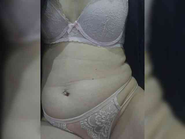 Angela03a webcam